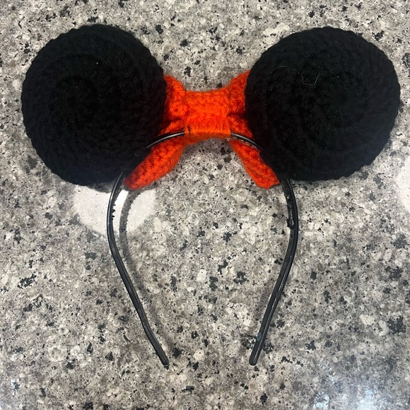 Crochet Minnie Ears - Picture 2 of 4